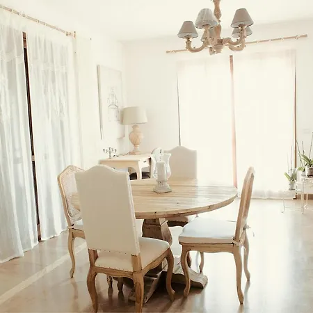 Bed & Breakfast The Bell Tower 4*